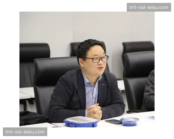 为应对极端气候，德甲联盟将研讨夏季午间比赛可行性报告