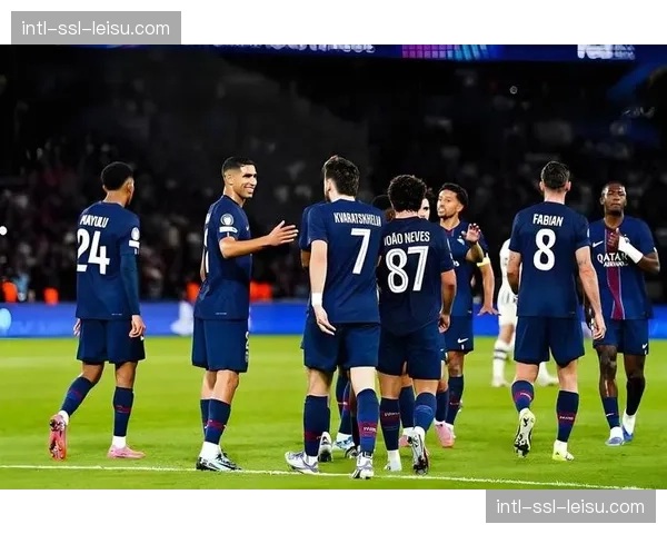 法甲赛程为巴黎让路引争议，今日无赛事球迷关注什么